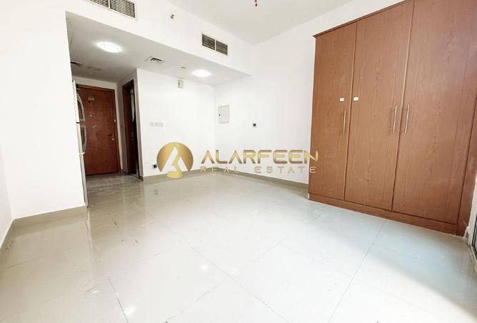 76965365 - Property Image 2