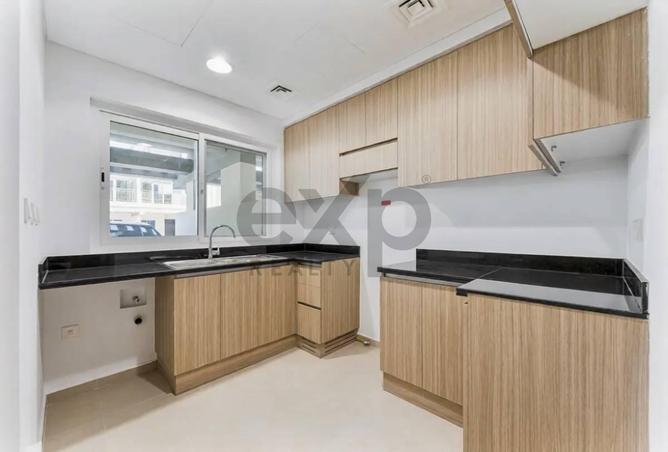 82350000 - صورة العقار 2