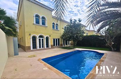 Villa - 3 Bedrooms - 3 Bathrooms for rent in Jumeirah Park - Dubai