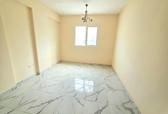 82799923 - Property Image 2