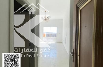 شقة - غرفة نوم - 2 حمامات للايجار في الجرف الصناعية 3 - الجرف الصناعية - عجمان شقة - غرفة نوم - 2 حمامات للايجار في الجرف الصناعية 3 - الجرف الصناعية - عجمان