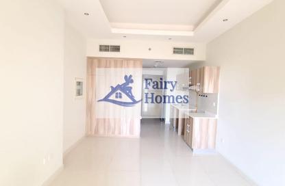 Apartment - Studio - 1 Bathroom for rent in Hera Tower - Dubai Sports City - Dubai