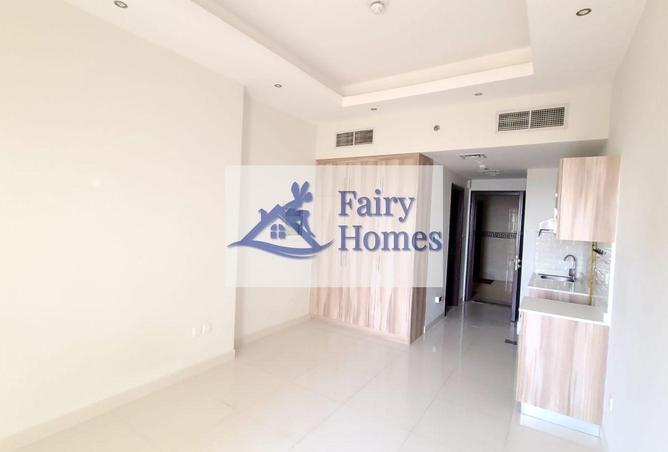 111418228 - Property Image 3