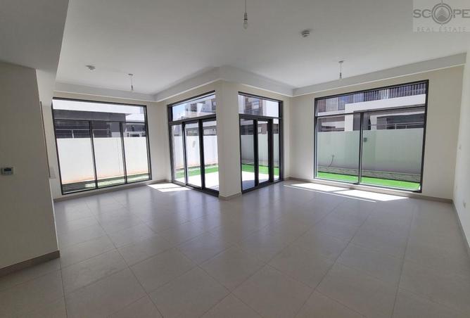 69504918 - Property Image 2