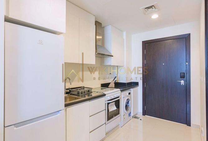130211005 - Property Image 3