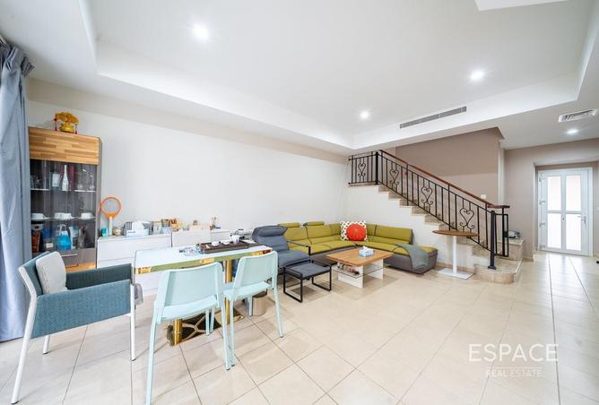 77384668 - Property Image 2