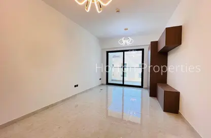 شقة - 1 حمام للايجار في أفانوس - الضاحية 10 - قرية جميرا الدائرية - دبي