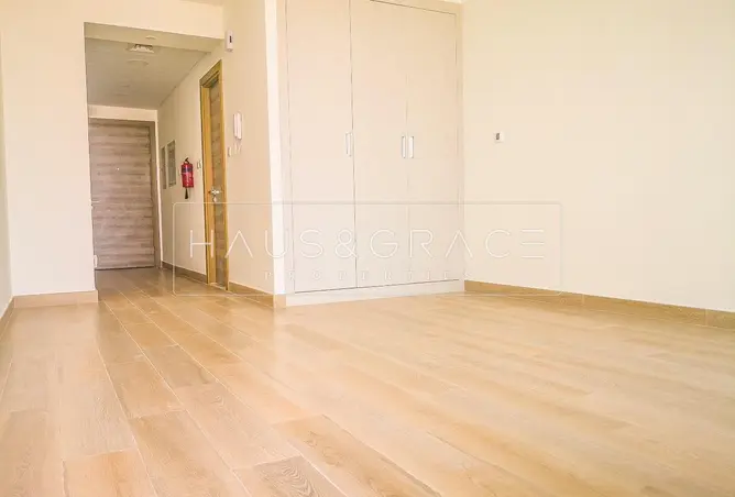 150030402 - Property Image 2