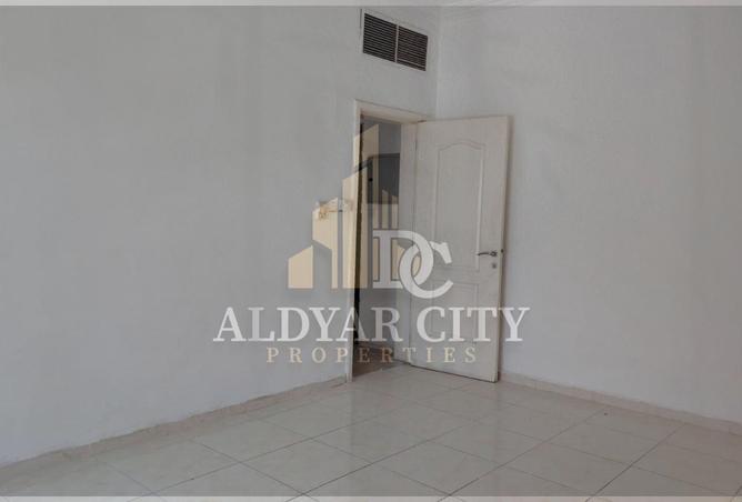 93154087 - Property Image 3