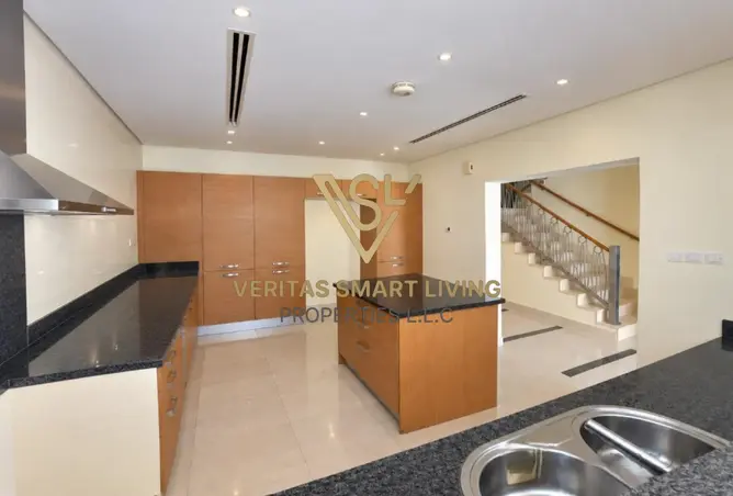 156253786 - Property Image 3