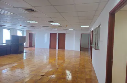 Office Space - 3 Bedrooms - 1 Bathroom for rent in Murjanet Al Khaleej - Abu Baker Al Siddique Road - Deira - Dubai