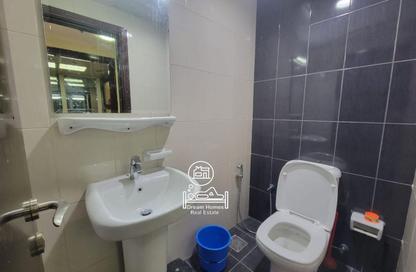 Apartment - 1 Bedroom - 2 Bathrooms for rent in Shabiya - Mussafah - Abu Dhabi