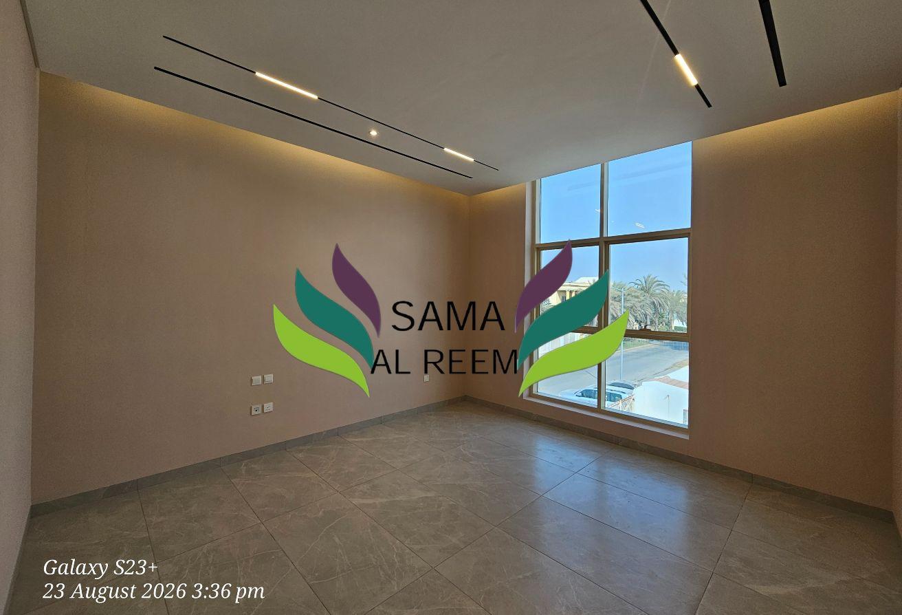 Ready To Move | Private Pool | 5 Bed +Maid Villa photo 17