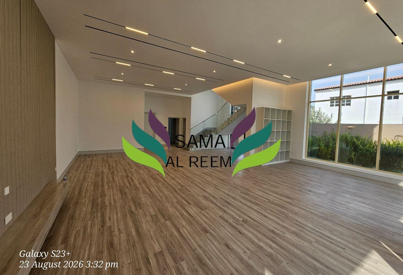 Ready To Move | Private Pool | 5 Bed +Maid Villa photo 4