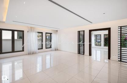 Villa - 6 Bedrooms - 7 Bathrooms for rent in Garden Homes Frond P - Garden Homes - Palm Jumeirah - Dubai