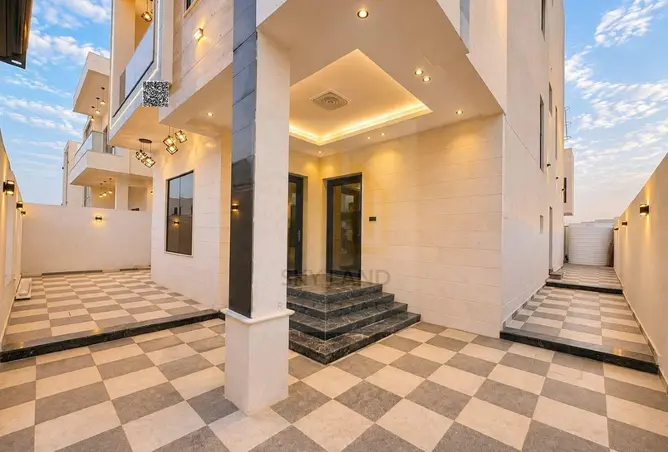 154168409 - Property Image 2