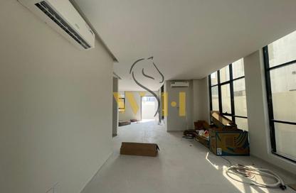 Villa - 5 Bedrooms - 7 Bathrooms for sale in Al Yasmeen 1 - Al Yasmeen - Ajman