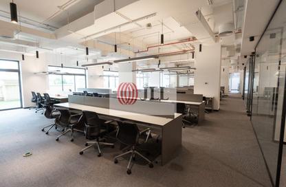 Office Space - Studio - 1 Bathroom for rent in Golden Mile 6 - Golden Mile - Palm Jumeirah - Dubai