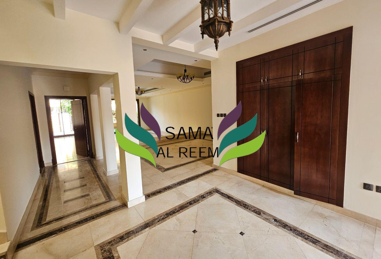 4 Bed Compound Villa | Jumeirah 1 | Shared Pool photo 6