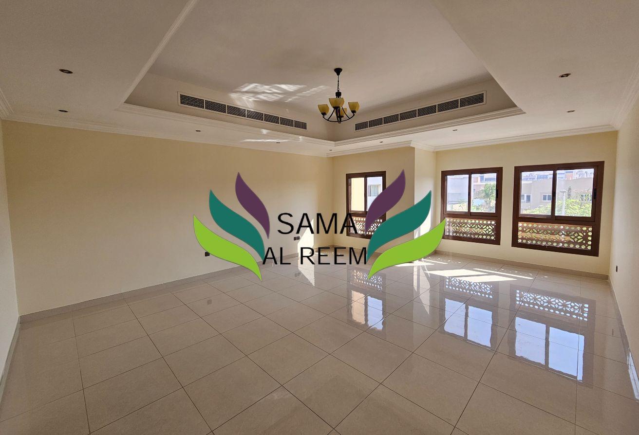 4 Bed Compound Villa | Jumeirah 1 | Shared Pool photo 15