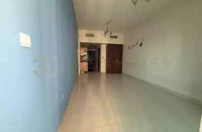 شقة - 1 حمام للايجار في مساكن النخبة رقم 3 - مساكن النخبة الرياضية - مدينة دبي الرياضية - دبي
