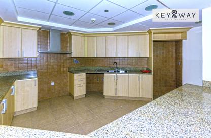 Apartment - 3 Bedrooms - 5 Bathrooms for sale in Al Khudrawi - Shoreline Apartments - Palm Jumeirah - Dubai