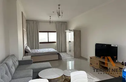 شقة - 1 حمام للايجار في جي 24 - منطقة 11 - قرية جميرا الدائرية - دبي