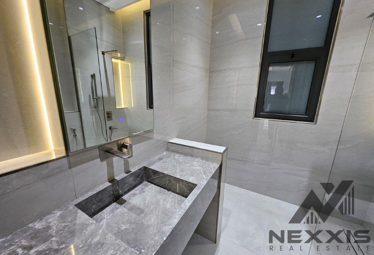 Huge Family Home | Brand New | Custom Built photo 20