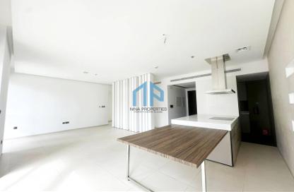 Apartment - 2 Bedrooms - 2 Bathrooms for rent in West Avenue Tower - Dubai Marina - Dubai