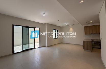 Townhouse - 2 - 3 for rent in Bloom Living - Zayed City (Khalifa City C) - Khalifa City - Abu Dhabi