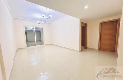 Apartment - 2 Bedrooms - 3 Bathrooms for rent in Muwaileh 29 Building - Muwaileh - Sharjah