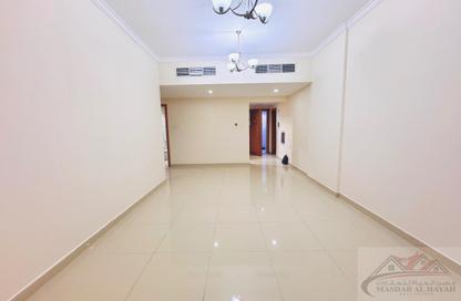 Apartment - 2 Bedrooms - 3 Bathrooms for rent in Muwaileh 29 Building - Muwaileh - Sharjah