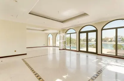 Villa - 4 Bedrooms - 5 Bathrooms for rent in Garden Homes Frond L - Garden Homes - Palm Jumeirah - Dubai