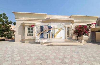 Villa - 4 - 5 for rent in Muwafja - Wasit - Sharjah Villa - 4 - 5 for rent in Muwafja - Wasit - Sharjah