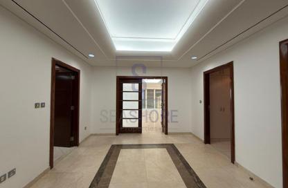 Apartment - 3 - 4 for rent in Crescent Towers - Al Khalidiya - Abu Dhabi Apartment - 3 - 4 for rent in Crescent Towers - Al Khalidiya - Abu Dhabi