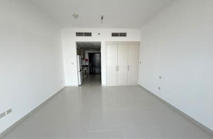 Apartment - Studio - 1 for rent in Carson B - Carson - Damac Hills - Dubai