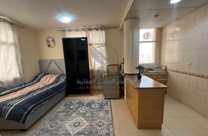 Apartment - Studio - 1 Bathroom for sale in Al Qulaya'ah - Al Sharq - Sharjah