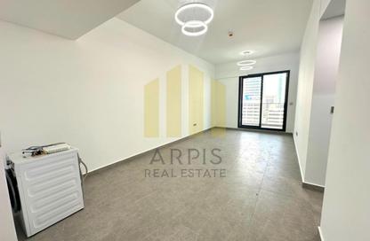 Apartment - 2 Bedrooms - 3 Bathrooms for rent in Iltemas Residence - Jumeirah Garden City - Al Satwa - Dubai