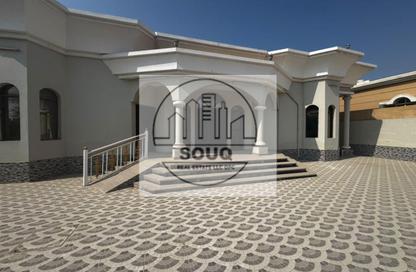 Villa - 4 - 4 for sale in Julfar - Ras Al Khaimah