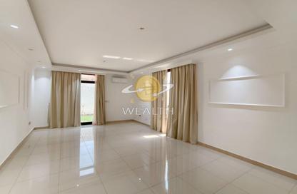 Townhouse - 3 - 4 for rent in Nasma Residence - Al Tai - Sharjah