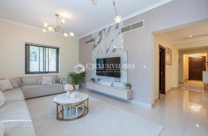 Villa - 3 Bedrooms - 4 Bathrooms for rent in Arabian Ranches 2 - Dubai