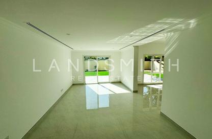 Villa - 5 Bedrooms - 5 Bathrooms for rent in Meadows 4 - Meadows - Dubai