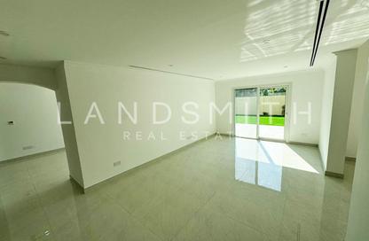 Villa - 5 Bedrooms - 5 Bathrooms for rent in Meadows 4 - Meadows - Dubai