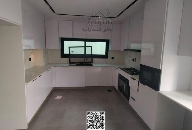 57352786 - Property Image 3