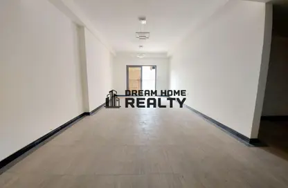 Apartment - 2 Bedrooms - 2 Bathrooms for rent in New Al Taawun Road - Al Taawun - Sharjah