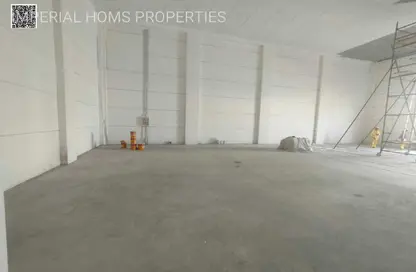 Warehouse - Studio - 1 Bathroom for rent in Umm Al Thuoob - Umm Al Quwain