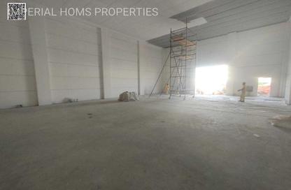 Warehouse - Studio - 1 Bathroom for rent in Umm Al Thuoob - Umm Al Quwain