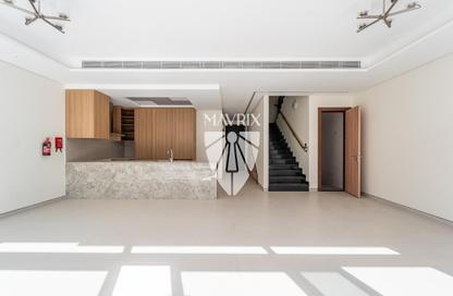 Villa - 5 - 6 for rent in 180 Degrees Villas - Liwan - Dubai