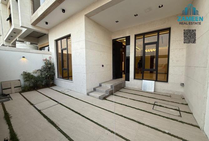 56971574 - Property Image 2