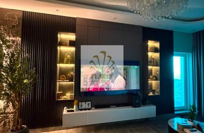 Apartment - 2 Bedrooms - 3 Bathrooms for rent in Corniche Tower - Ajman Corniche Road - Ajman
